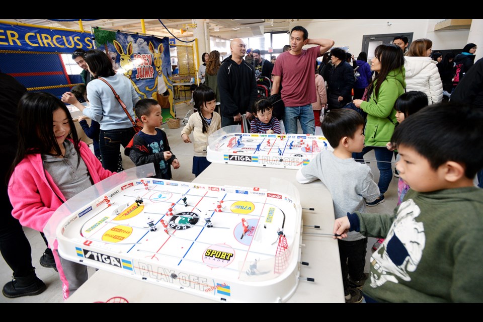 Family day at the River Market.