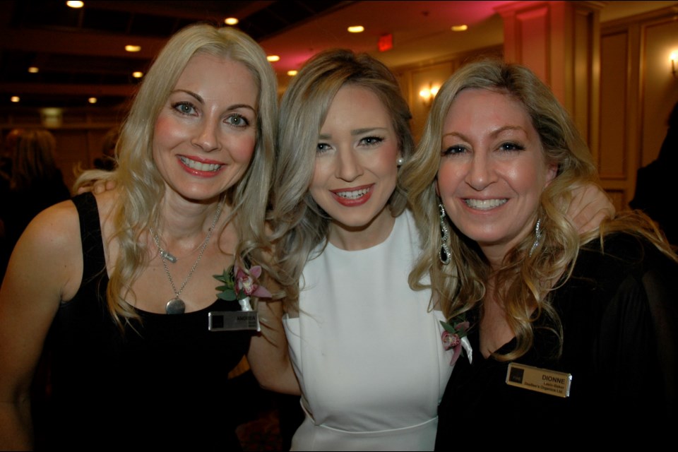 Skoah’s Andrea Scott, Smart Sweets Tara Bosch and DeeBee Organics’ Dionne Laslo-Baker vied for a $25,000 purse to further jumpstart their businesses at the Forum For Entrepreneurs’ Pitch for the Purse contest. Bosch and her healthy candy Smart Sweets would eventually win the hearts and votes of judges and the audience.