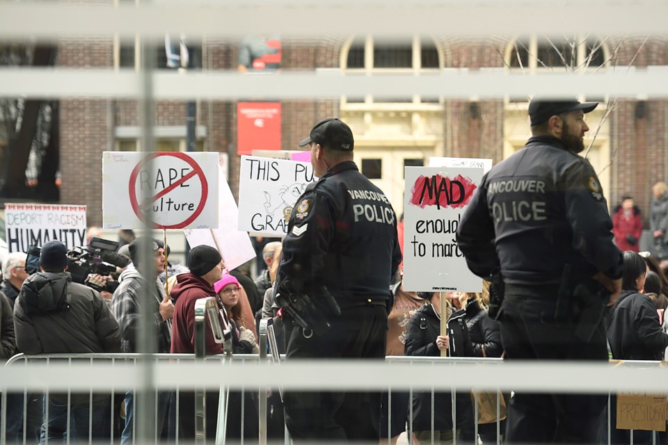 trump protest police