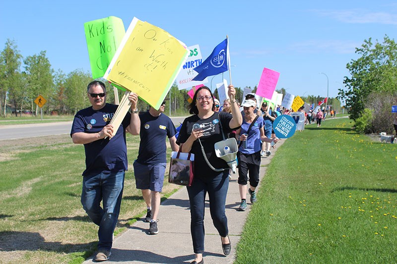 Thompson Teachers’ Association president Cathy Pellizzaro and United Steelworkers Local 6166 vice-pr