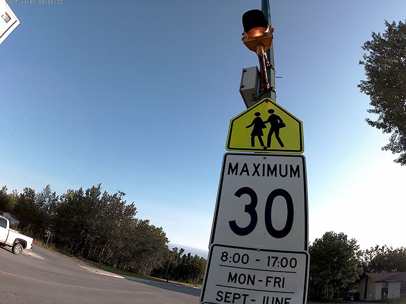 school zone speed limit sign
