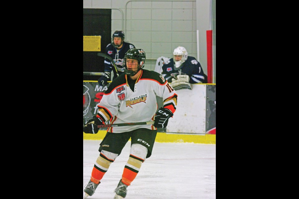 Oak Lake Man.'s Josh Wiens in hockey action in B.C. for the 2018-19 season.