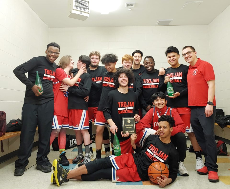 R.D. Parker Collegiate’s senior boys’ basketball team beat the Churchill Bulldogs by two points to f