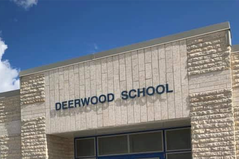 deerwood school stock exterior