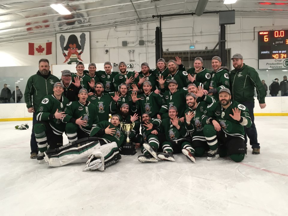 Outlaws 2017 Champions