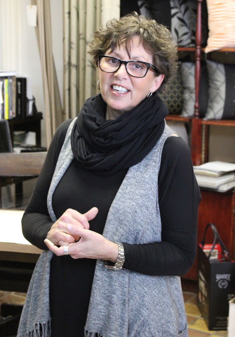 Lori Glauser