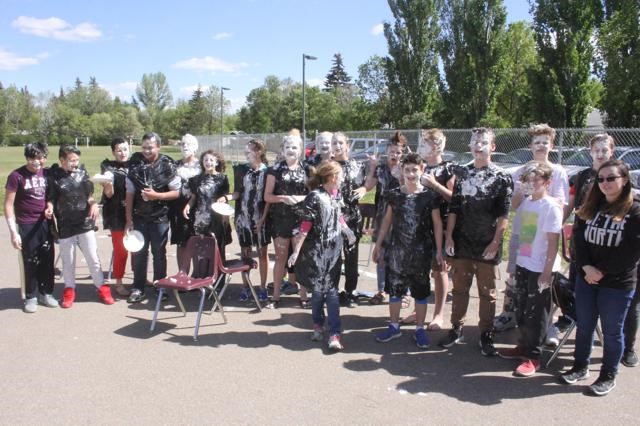 Roemer pie-throwing