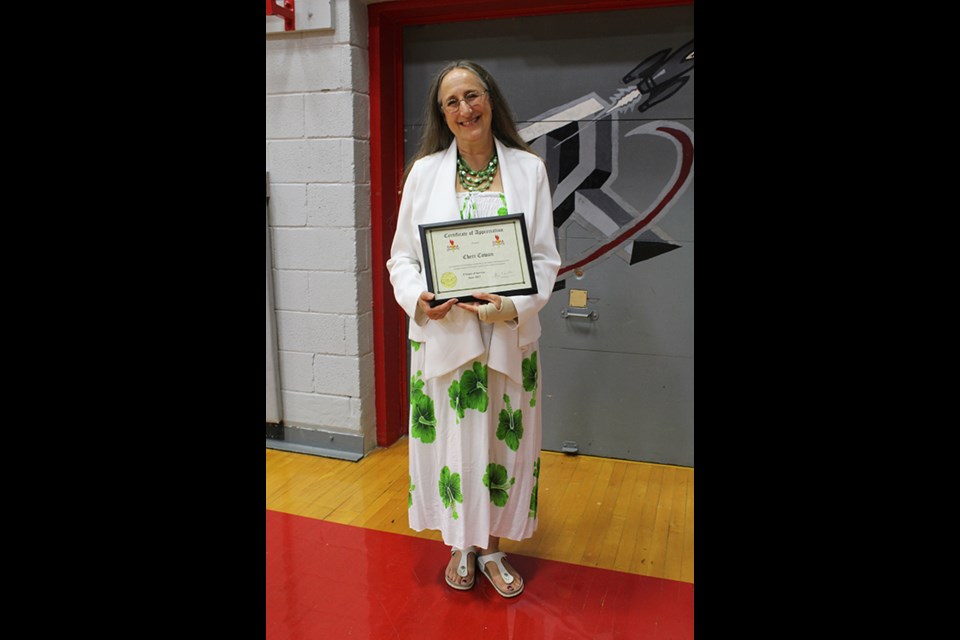 Service award
Cheri Cowan, ACHS teacher of English and drama, received a certificate of appreciation for five years of service for her contribution to the 鶹Ƶ Central District Athletic Association’s programs and students. Cowan retired at the end of the school year.