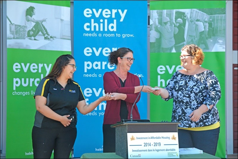 The key presentation to Nicole Horse and Kristen Scott.