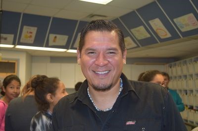 Former Top Chef Canada finalist, Rich Francis was at Keeseekoose Chiefs Education Centre last week conducting cooking sessions for the students in order to demonstrate Indigenous cuisine in a different way.