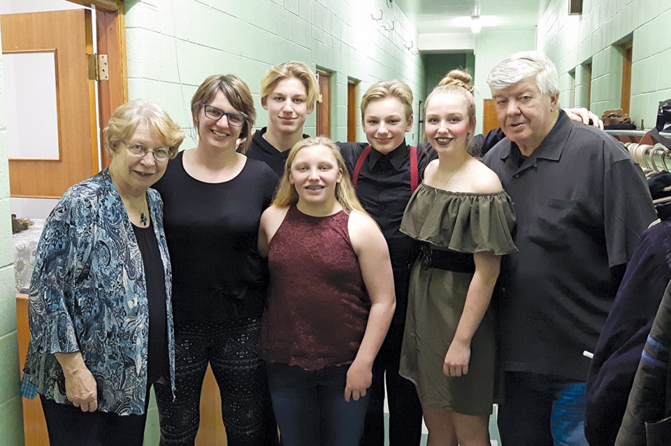 Fellowship forms over family's open Christmas Eve dinner Flin Flon