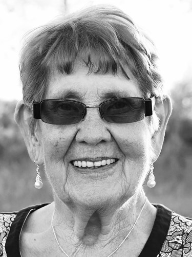 Lois Mantei, 1932 - 2018