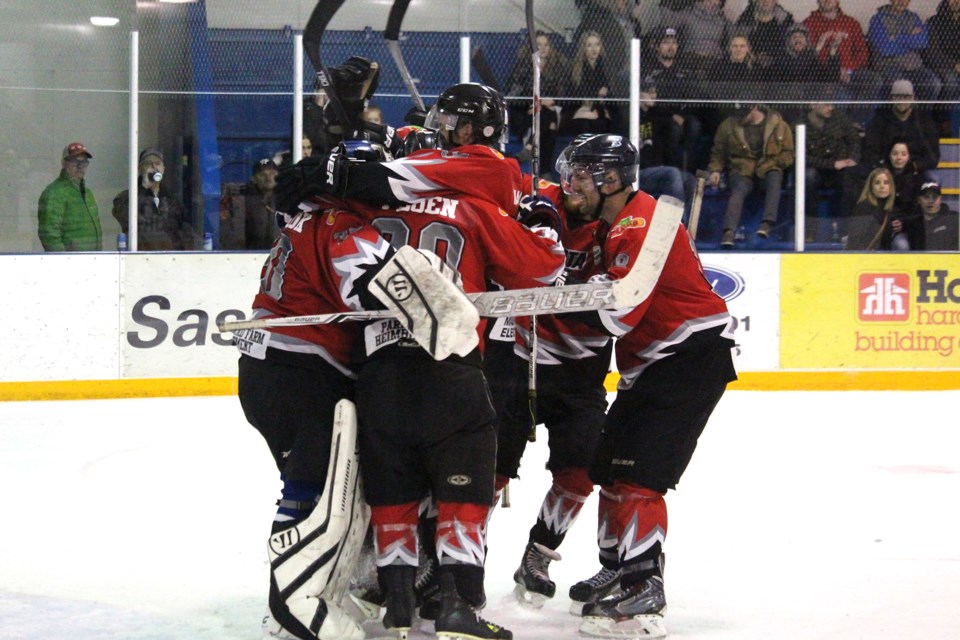 Combines Celly