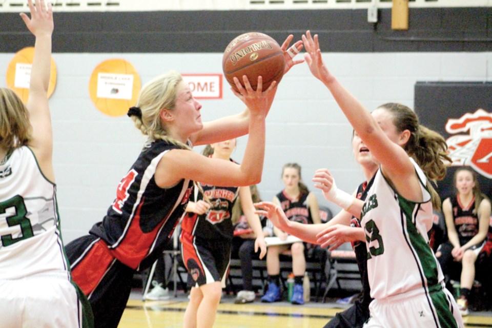 Basketball - Middle Lake