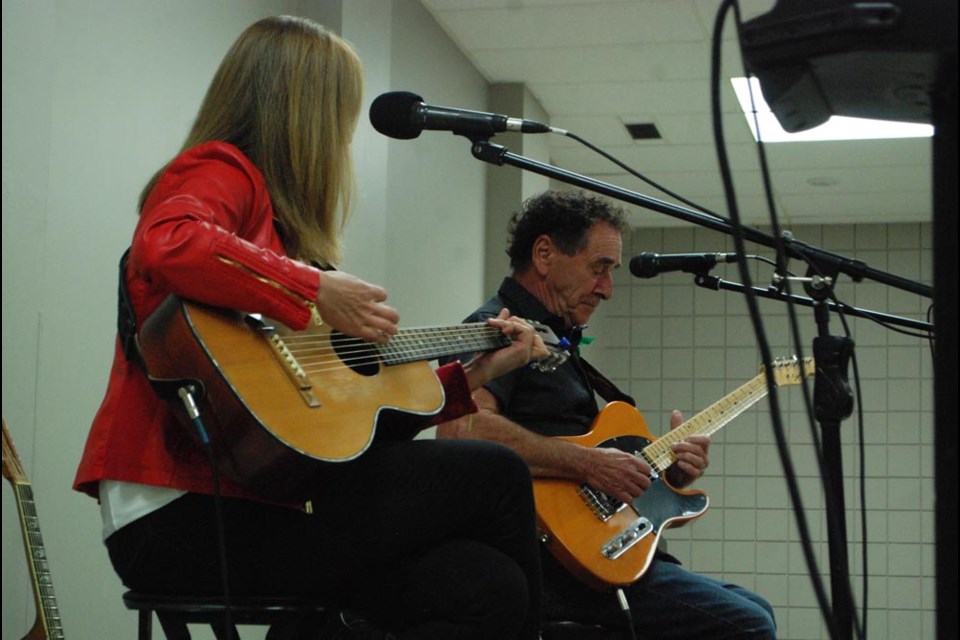 Sheila and Freddie Pelletier kicked off the 2018 Sizzler with their concert on June 14 at the Humboldt Uniplex. photo by Becky Zimmer