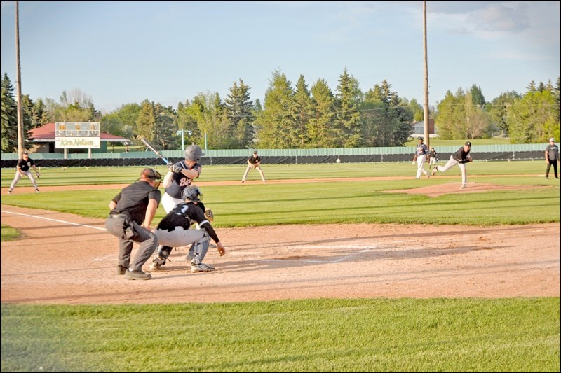 The pitching of Meadow Lake’s Craig Weran was not enough as the Beavers exploded for three runs in the fifth inning to beat the Sox 3-1 on Monday night.