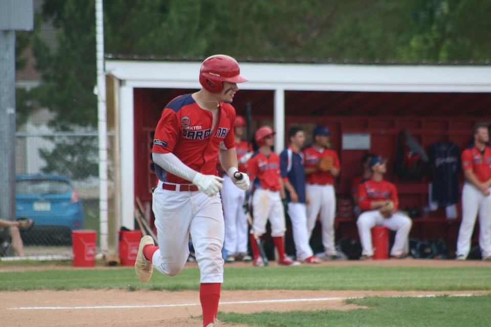 Yorkton raced ahead of the Melville Millionaires on their Sunday game, winning 4-2.