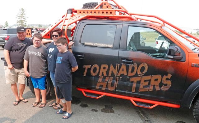 Tornado hunters