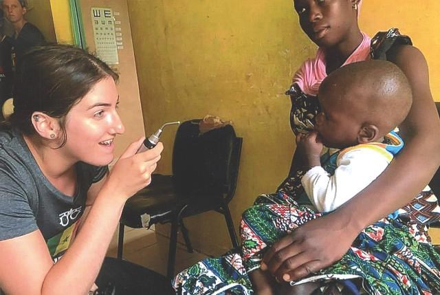 Tristyn in Senegal