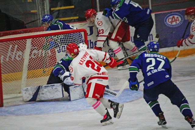 Red Wings vs Melfort