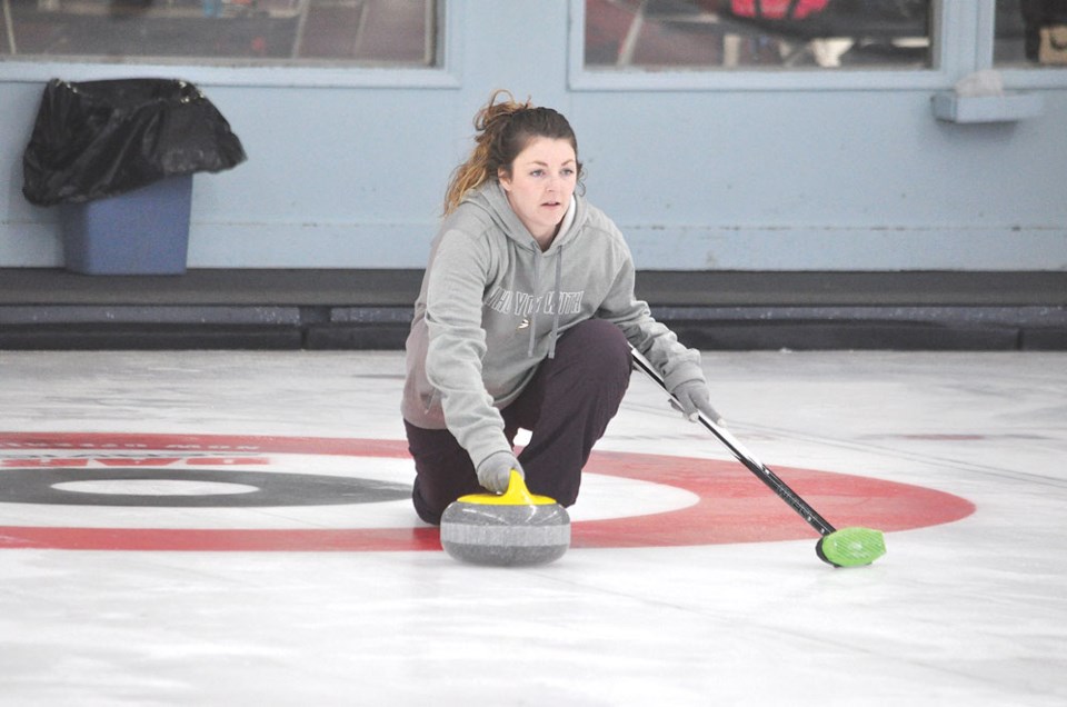 Shannon Koltz curling