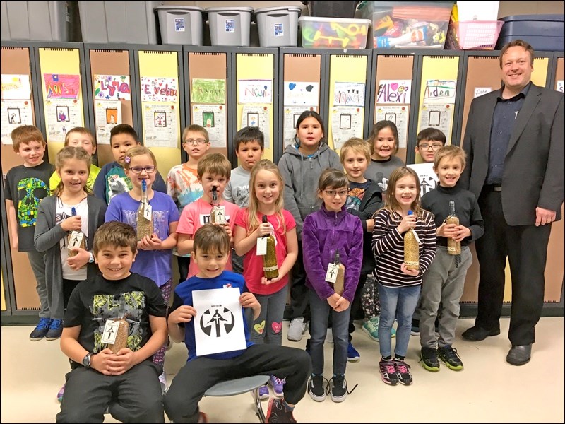 Students from Lawrence School learned about the Holodomor in learning activities, and Mayor Ryan Bater paid them a visit. Photos submitted