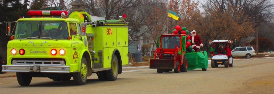 Santa Visits the Village of Elbow_0