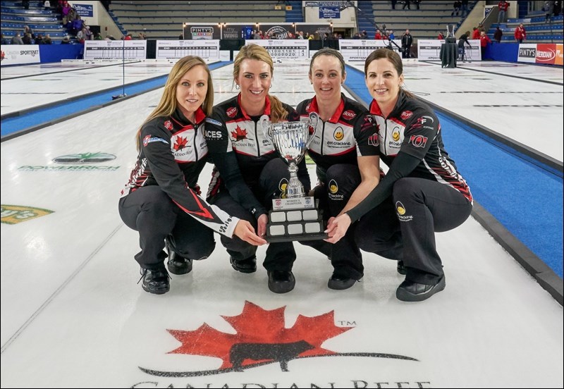 Team Homan - Rachel Homan, Emma Miskew, Joanne Courtney, Lisa Weagle.