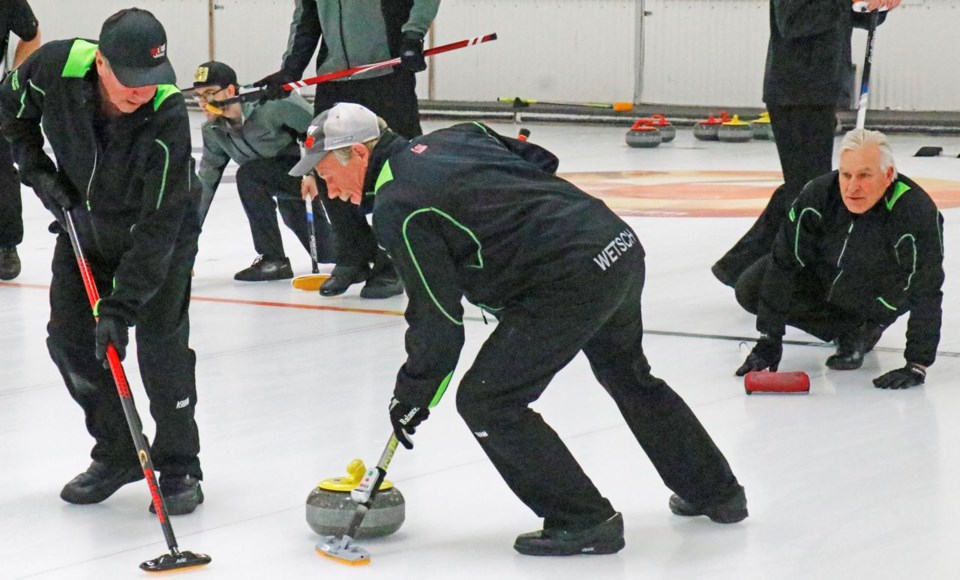 Men’s southern playdowns in Weyburn