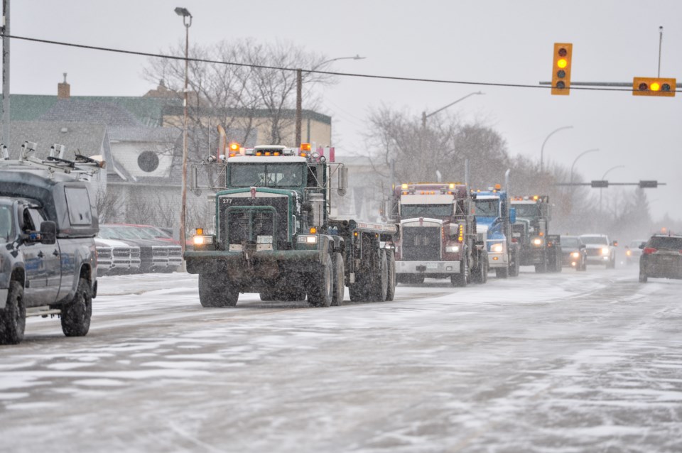 Estevan Convoy 8243