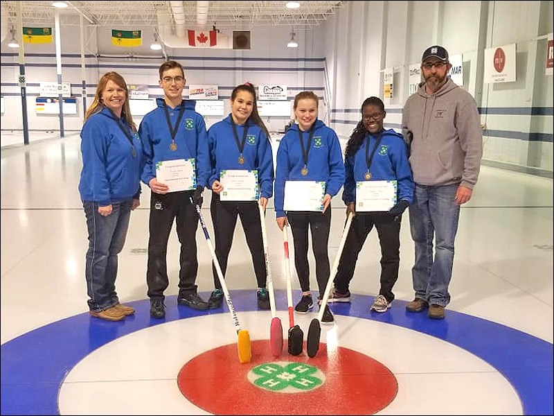 Maidstone Gully Multiple 4-H Club and Manitou Lake Multiple 4-H Club joint senior curling team. Photos submitted