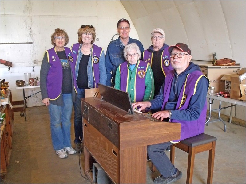 The Borden Lions held a successful garage sale May 18. Photo by Lorraine Olinyk