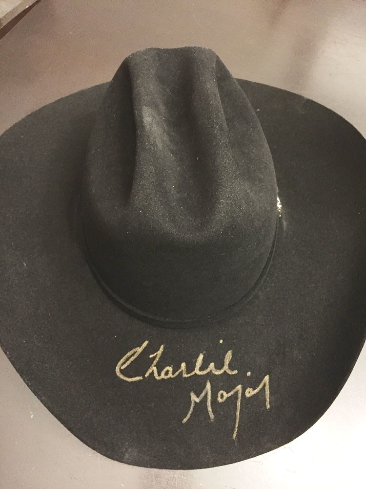 Charlie Major autograph
