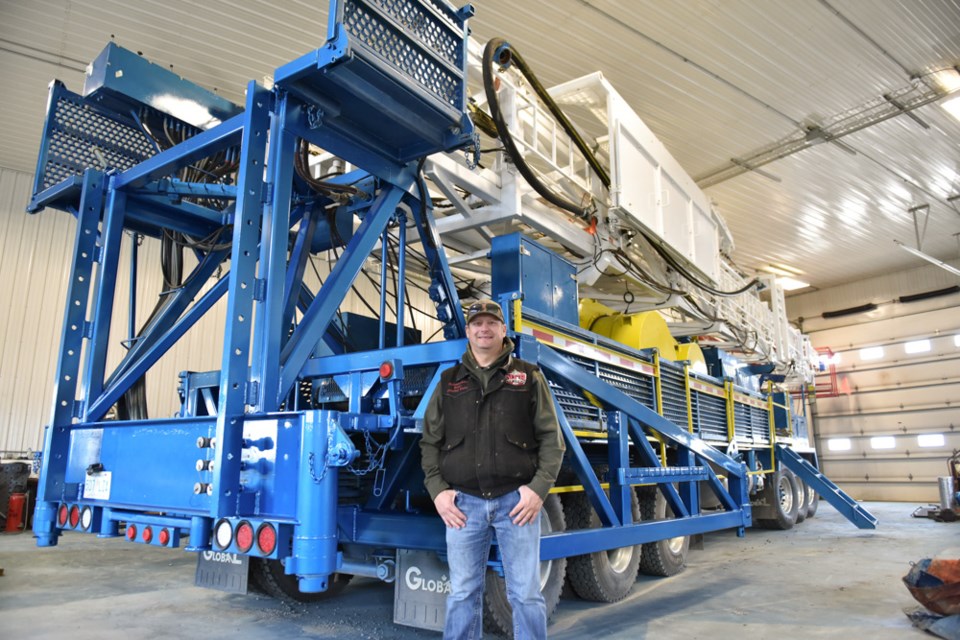 This is one of the first new service rigs seen in years in southeast Saskatchewan. Jonathan Kmita of John Kmita Ltd. felt it was necessary to replace a single with a double, and here it is.