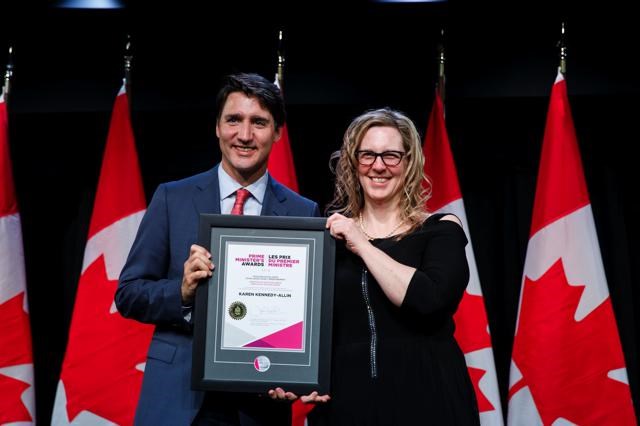 Karen gets PM Award