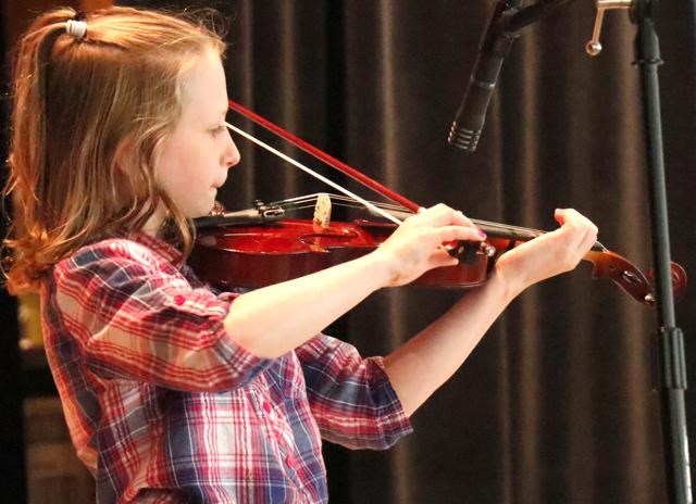 Fiddle contest