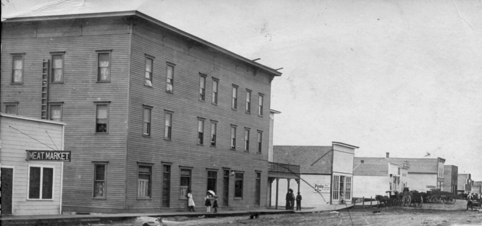 Macoun’s Main Street