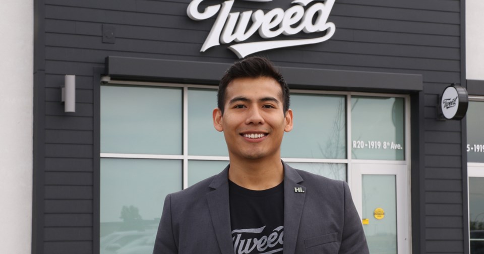 Miguel Kreiser Tweed