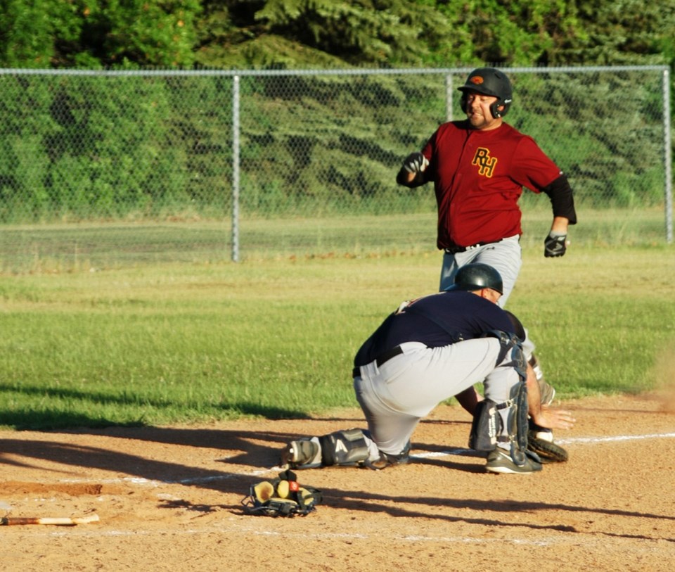 Outlook River Hawks Take Win at Home_3