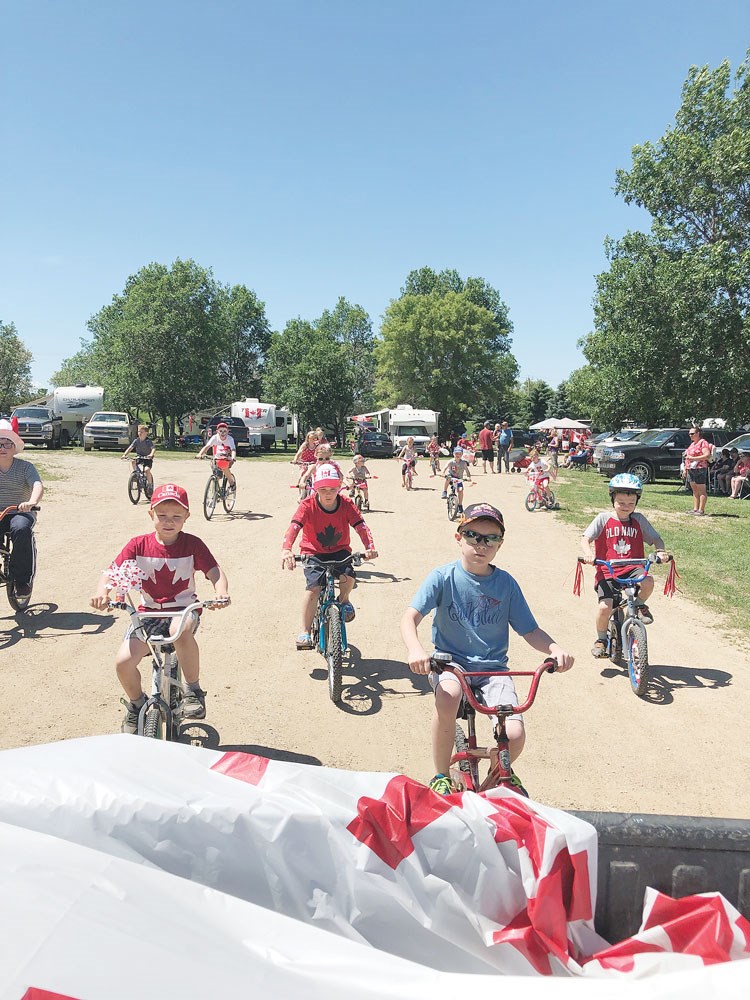 Oungre Canada Day bicycles