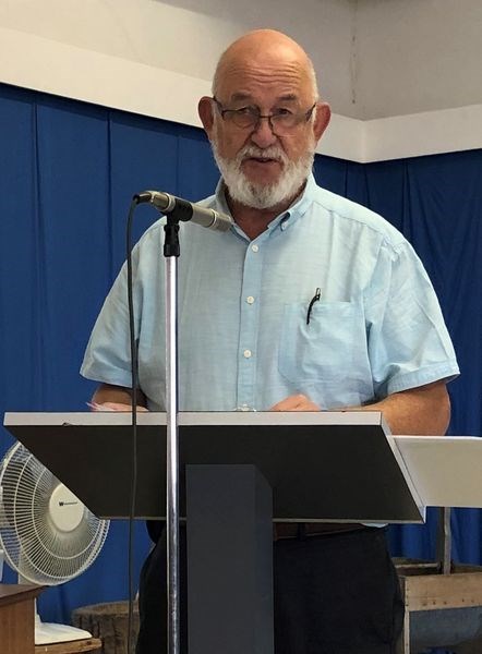 Bruce Cadbury of London, England, who is a member of the Cadbury chocolate family, discussed research he has undertaken regarding his great-grandfather, a Quaker, who helped the Russian Doukhobors immigrate to Canada in 1898.