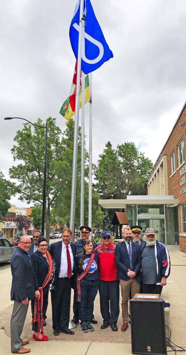 Metis flag-raising