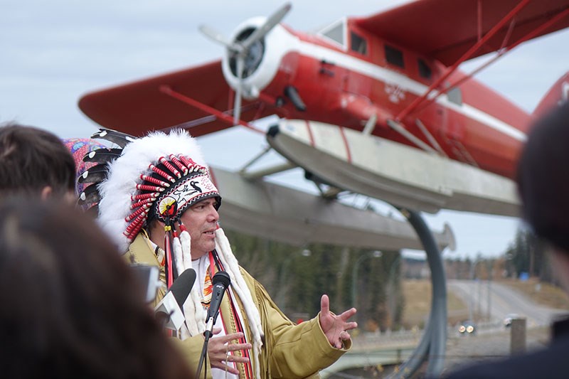Manitoba Keewatinowi Okimakanak Grand Chief Garrison Settee speaks prior to the Oct. 10 unveiling of a monument and plaque recognizing the role of bush planes in the residential school system near Spirit Way’s northern aviation tribute in Thompson’s Lions Park.
