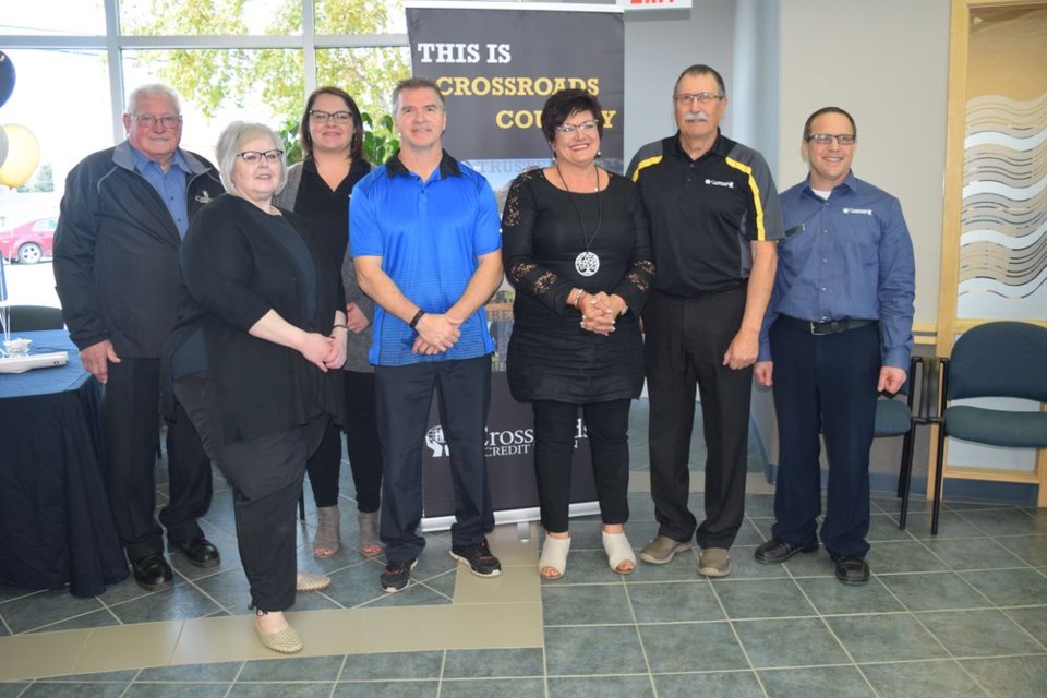 Crossroads Credit Union in Canora announced the recipients of funding from the Crossroads Community Investment Fund on October 17. Canora Composite School, represented by Kim Eiteneier, vice-principal and Kelly Perepeluk-Nieckar, teacher, received $5,000 for an alternative learning space. From left, were: Gary Herbert and Arlette Bogucky (Crossroads central district directors), Nicole Niezgoda (Crossroads Wadena branch lending services officer), Eiteneier and Perepeluk-Nieckar, Walter Ostoforoff (Crossroads board of directors president) and Jeff Bisschop (Crossroads CEO).