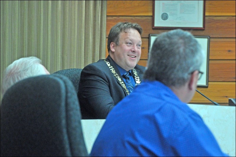 Mayor Ryan Bater chairing Monday's city council meeting. Photo by John Cairns