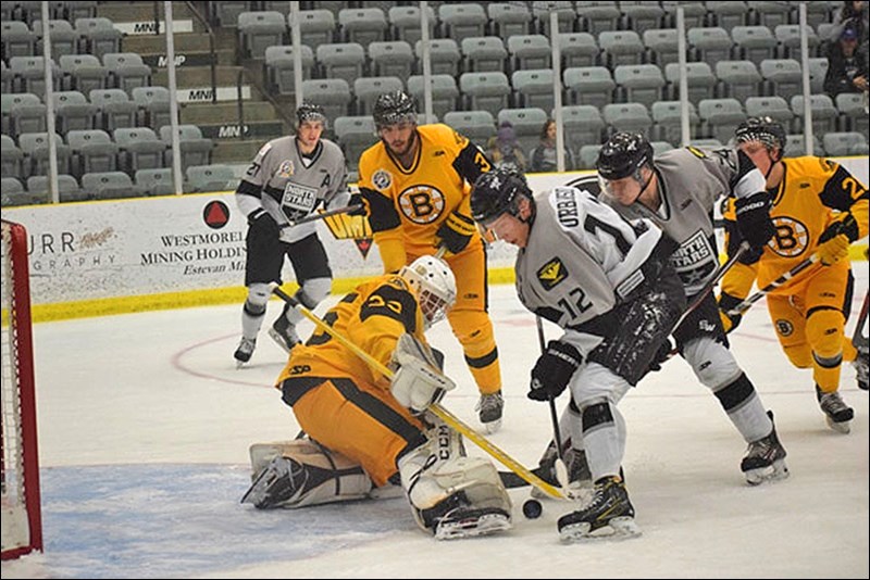 North Stars- Bruins photo