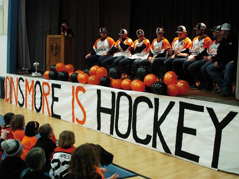 Pride Shines Through at Dinsmore Hockey Rally_0