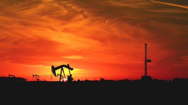 oil rig sunset