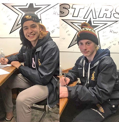 Stars sign Barons