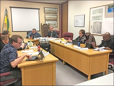 The Town of Battleford has approved a new policy on extra garbage bins.